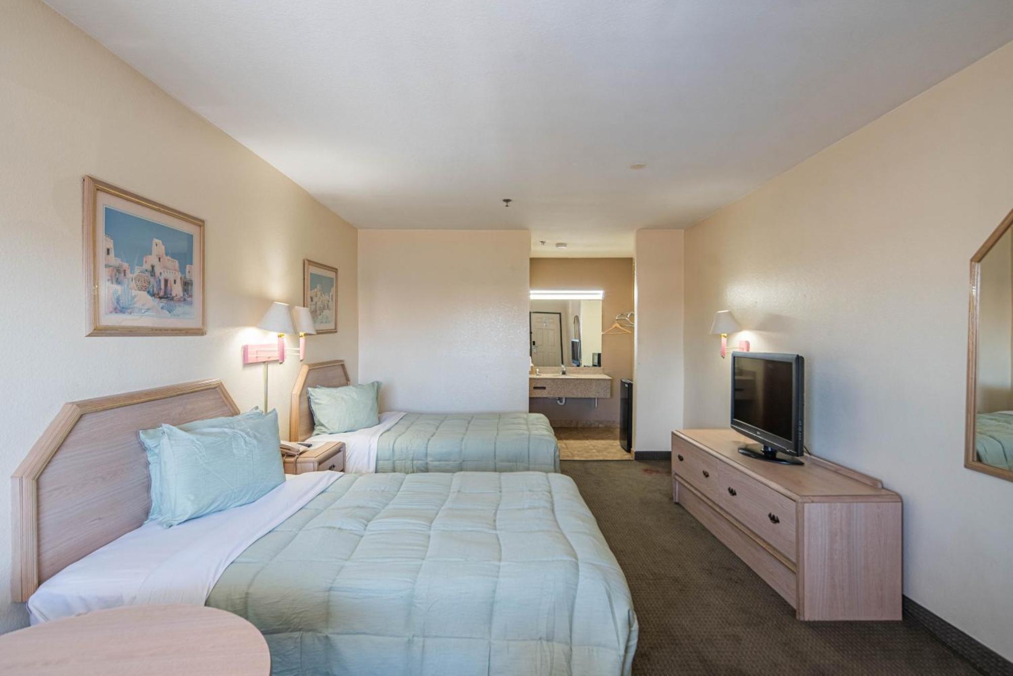 Hotel Rising Phoenix Buitenkant foto